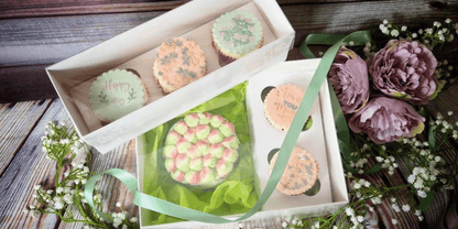 Cupcake Box With Full Clear Lid x 2