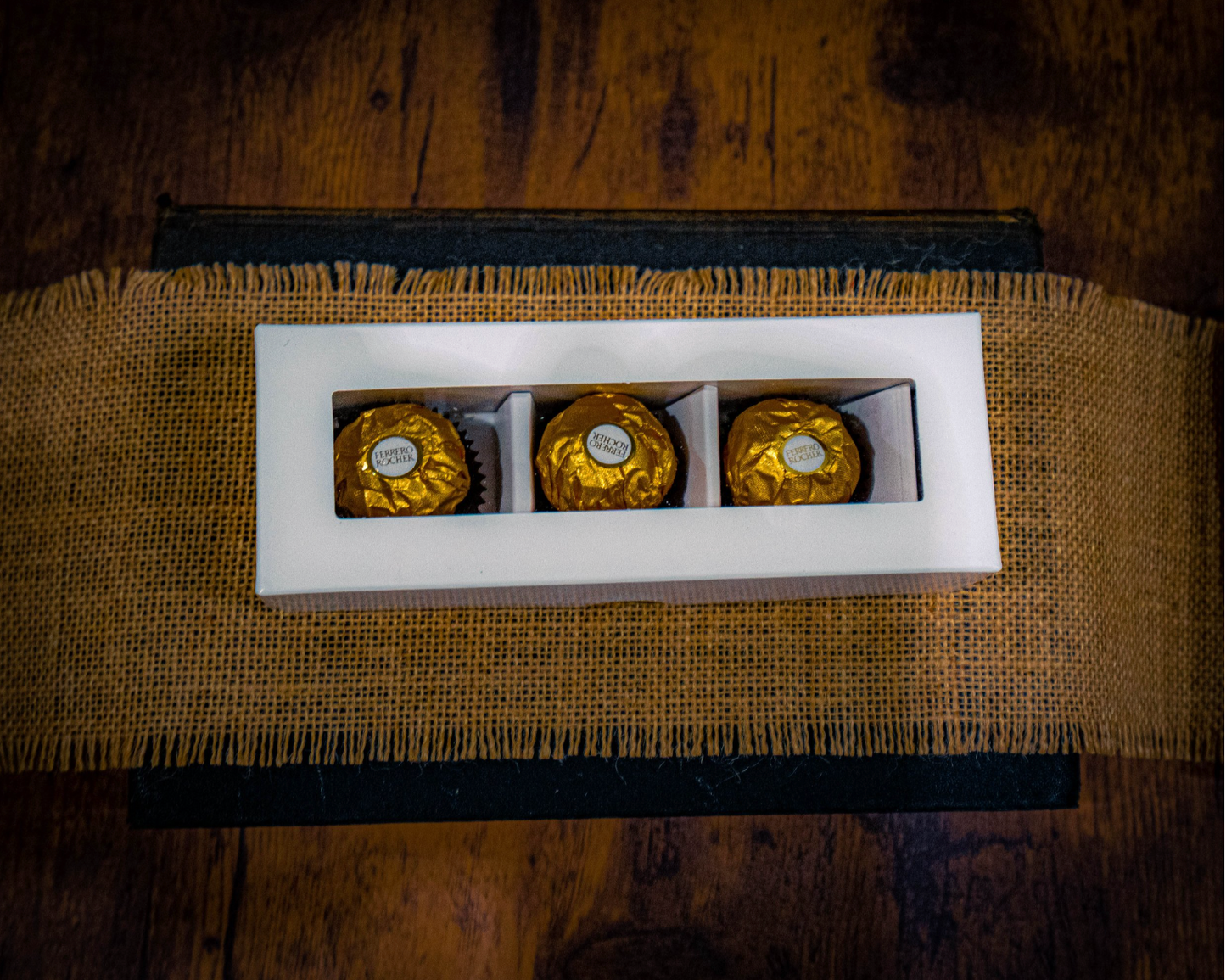 White Window Truffle Box w/ 3 Piece Divider x 5