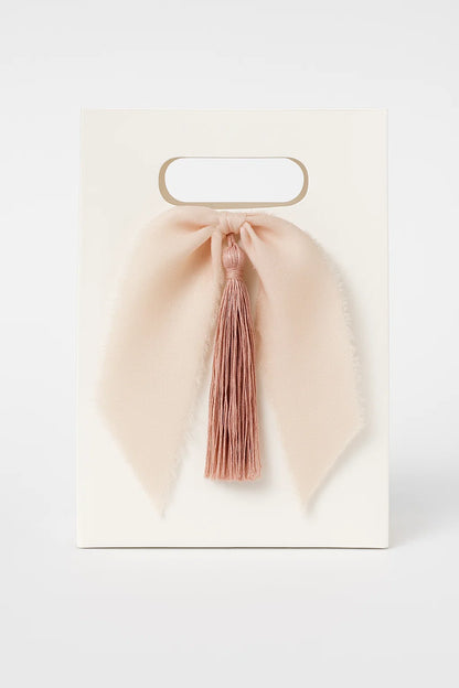 Elegant Box Tassles x 50