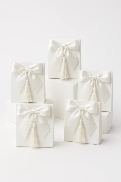 Elegant Box Tassles x 50