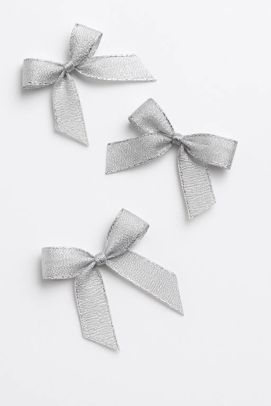 Lurex Bows x 12